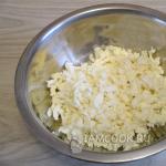 Хачапури на кефире - вкусные рецепты с сыром или мясом